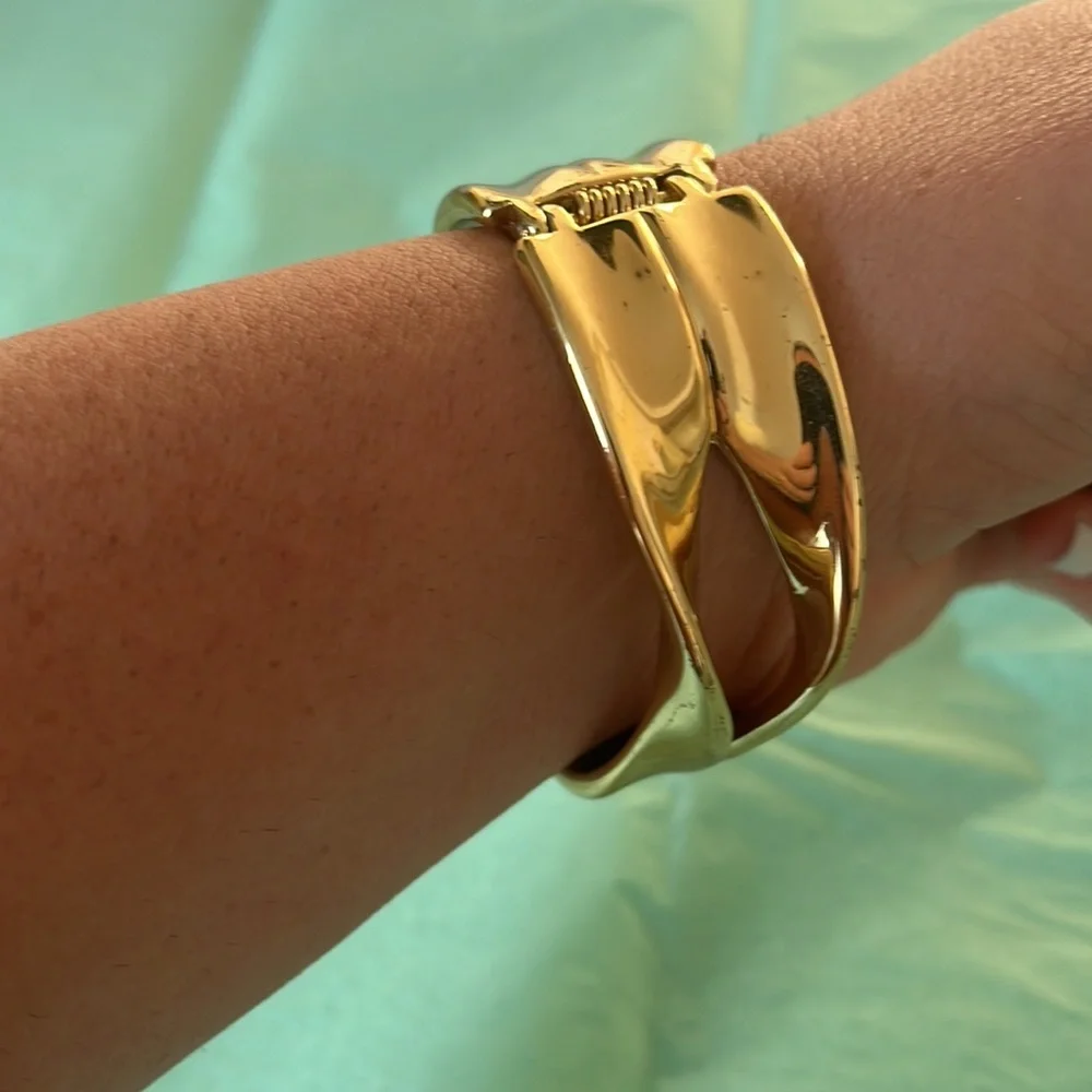 Gold Plated Cuff Bangle (not real gold) - Picture 4 of 4